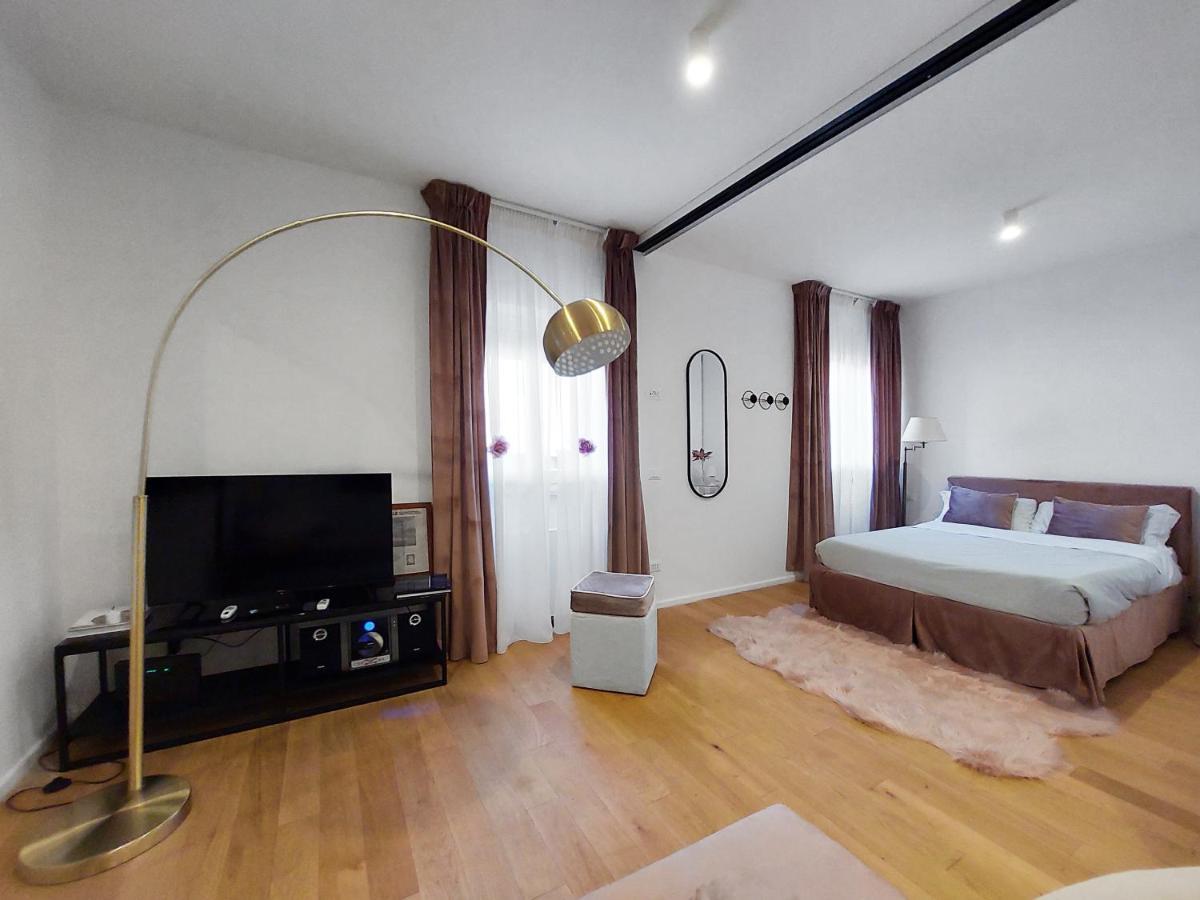 Piazza Di Spagna - Suite Donata, Strollingโรม ภายนอก รูปภาพ